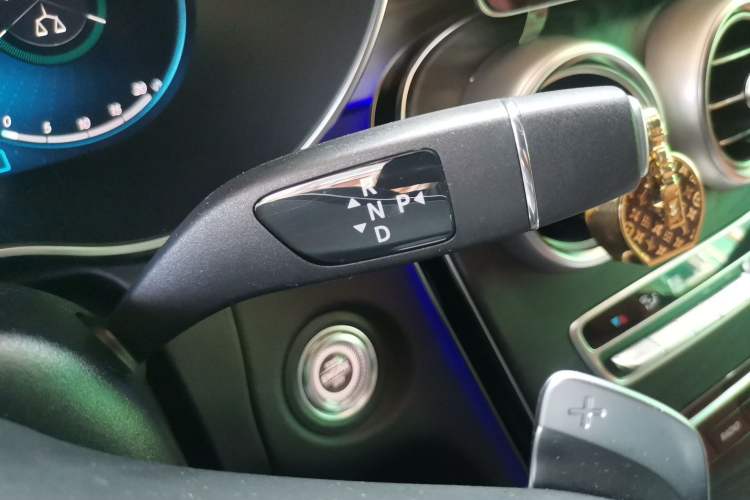 Used Mercedes-Benz C-Class 2020 C 200 Coupe Gear Lever