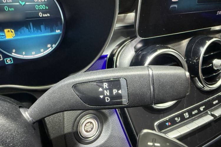 Used Mercedes-Benz C-Class 2020 Restyled C 260 L Sport Edition Gear Lever