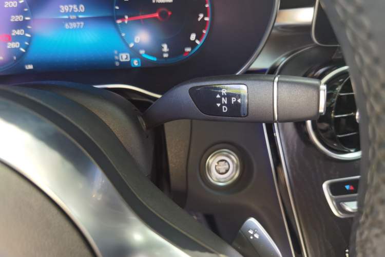 Used Mercedes-Benz C-Class 2020 Restyled C 200 L Fashion Edition Sport Version Gear Lever