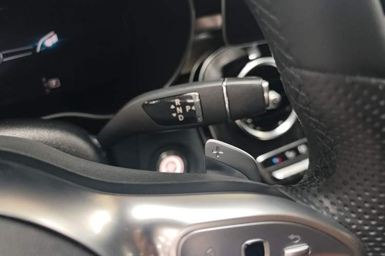 Used Mercedes-Benz C-Class 2020 Restyled C 260 L Sport Edition Gear Lever