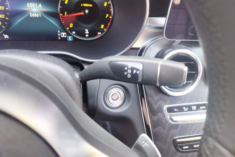 Used Mercedes-Benz C-Class 2020 Restyled C 200 L Fashion Edition Sport Version Gear Lever