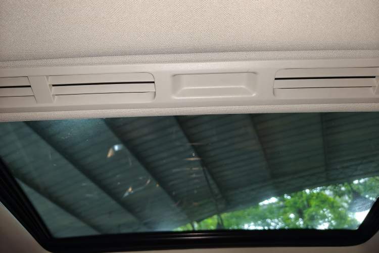 Used Mercedes-Benz C-Class 2020 Restyled C 200 L Fashion Edition Sport Version Headliner