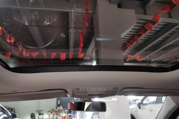 Used Mercedes-Benz C-Class 2020 C 260 L Sport Edition Headliner
