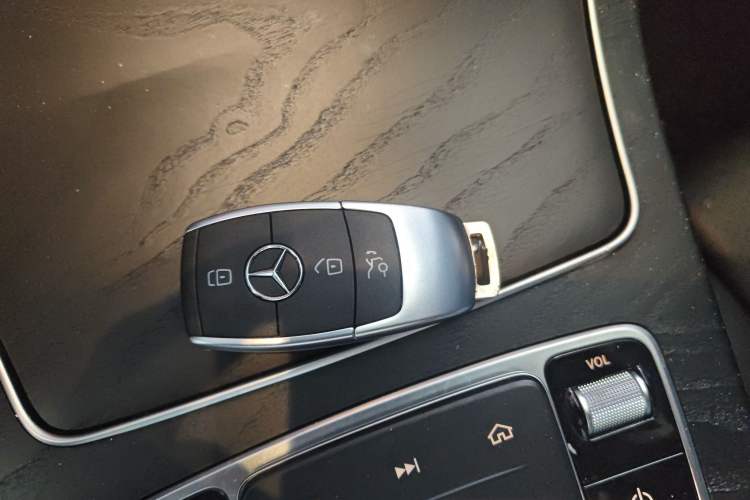 Used Mercedes-Benz C-Class 2020 C 260 L Sport Edition Interior 1