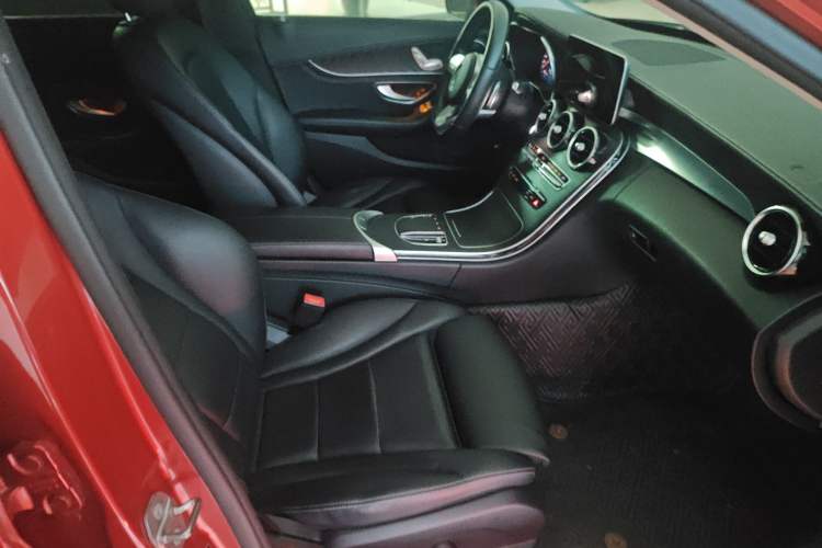Used Mercedes-Benz C-Class 2020 C 200 L Fashion Edition Sport Version Interior 4
