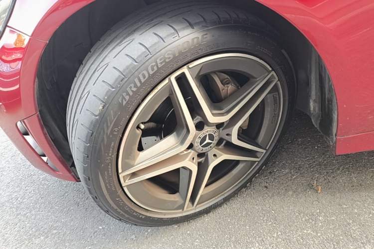 Used Mercedes-Benz C-Class 2020 C 260 Estate Left Front Wheel Hub