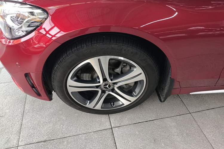 Used Mercedes-Benz C-Class 2020 Restyled C 260 L Sport Edition Left Front Wheel Hub