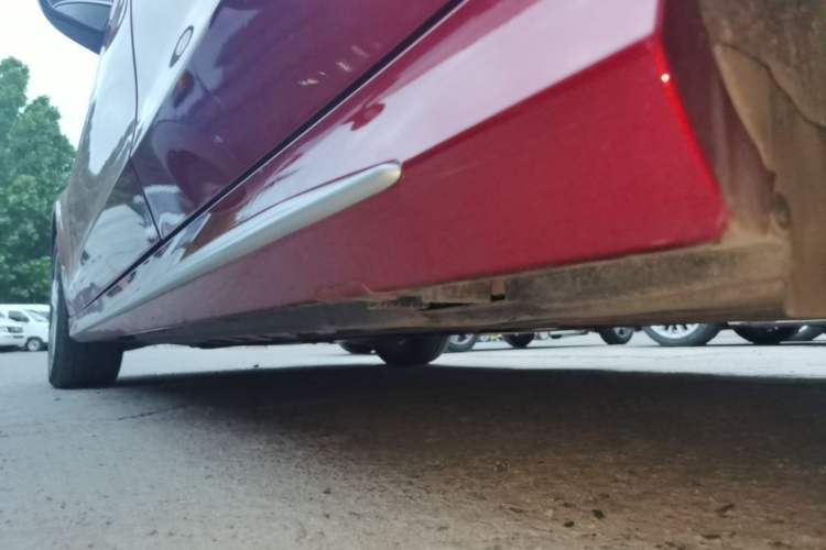 Used Mercedes-Benz C-Class 2020 C 260 L Sport Edition Left Side Sill