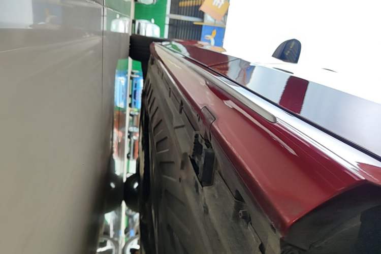 Used Mercedes-Benz C-Class 2020 C 260 L Sport Edition Left Side Sill