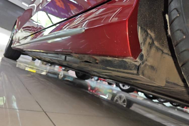 Used Mercedes-Benz C-Class 2020 C 200 L Fashion Edition Sport Version Left Side Sill
