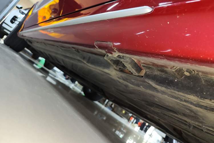 Used Mercedes-Benz C-Class 2020 C 200 L Fashion Edition Sport Version Left Side Sill