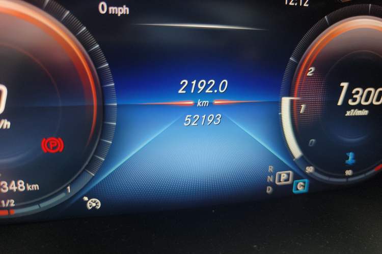 Used Mercedes-Benz C-Class 2020 C 200 Coupe Odometer Close Up