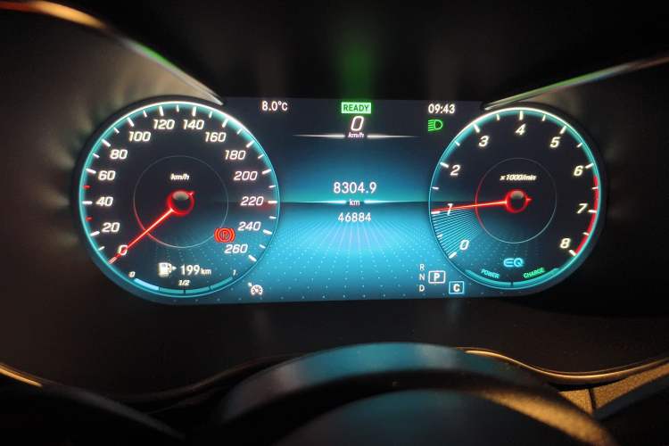 Used Mercedes-Benz C-Class 2020 C 260 Coupe Odometer Close Up