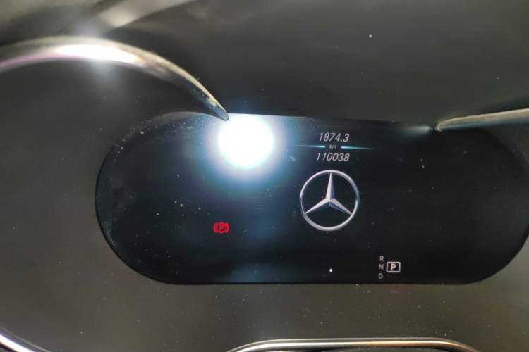 Used Mercedes-Benz C-Class 2020 C 200 L Fashion Edition Sport Version Odometer Close Up