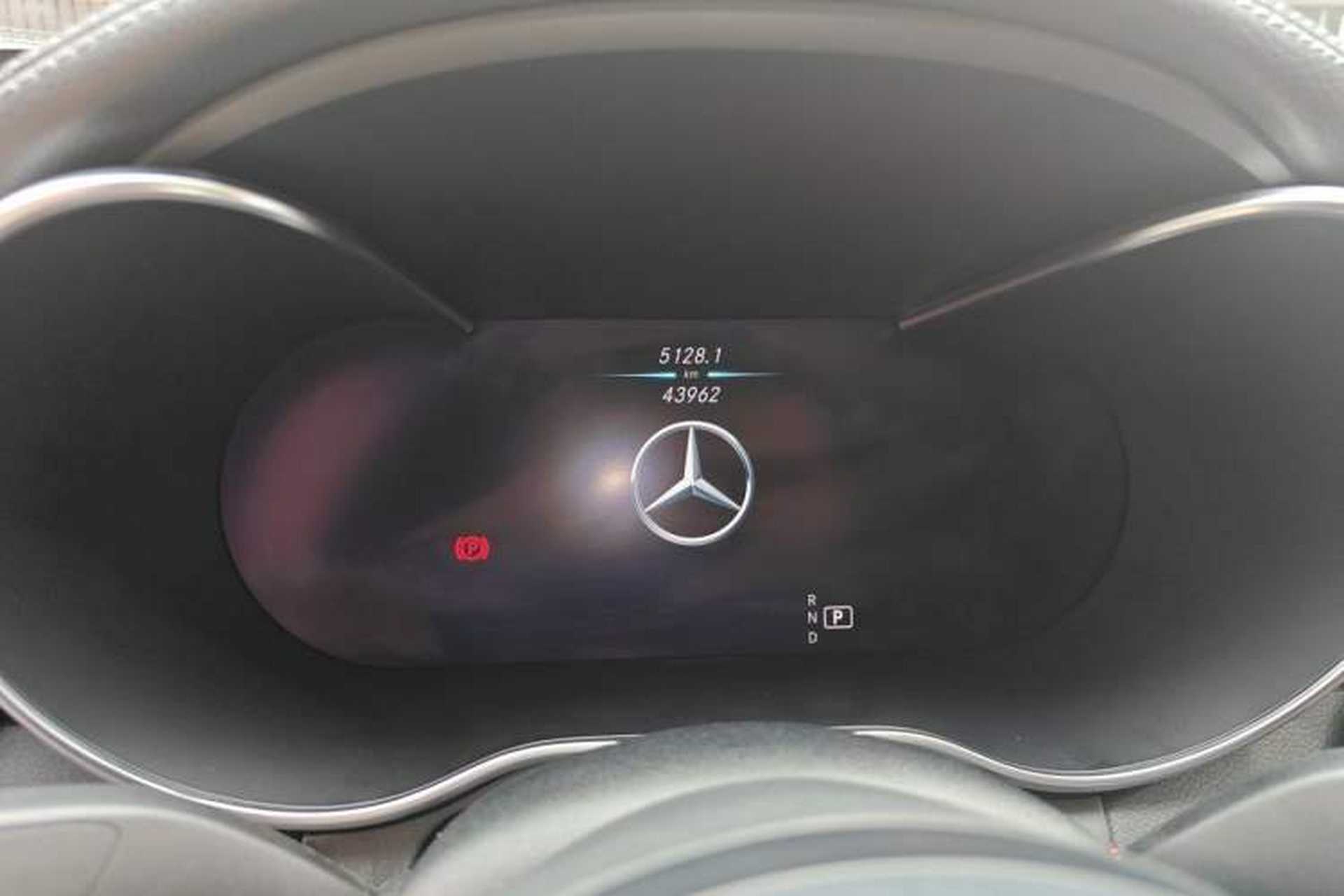 Used Mercedes-Benz C-Class 2020 Restyled C 260 L Sport Edition Odometer Close Up