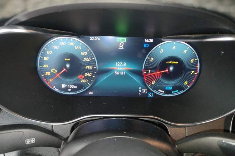 Used Mercedes-Benz C-Class 2020 C 260 Coupe Odometer Close Up