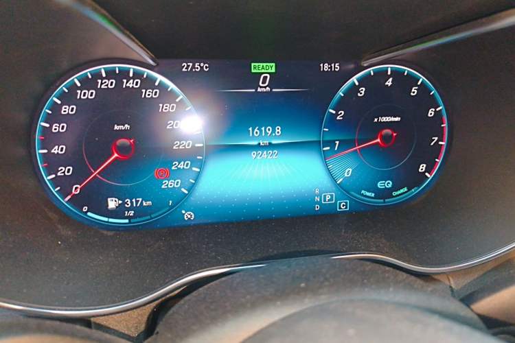 Used Mercedes-Benz C-Class 2020 C 260 L Sport Edition Odometer Close Up