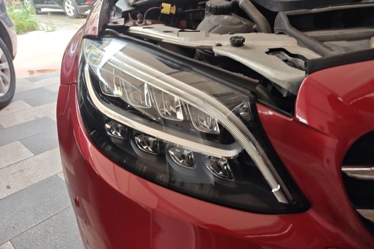 Used Mercedes-Benz C-Class 2020 C 260 Sport Edition Right Front Headlight