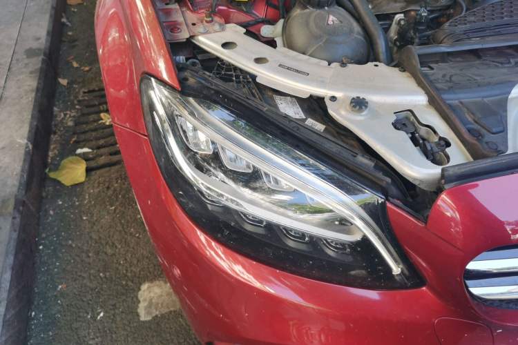 Used Mercedes-Benz C-Class 2020 Restyled C 260 Sport Edition Right Front Headlight