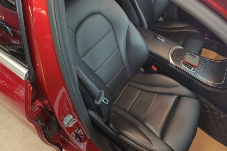 Used Mercedes-Benz C-Class 2020 Restyled C 200 L Fashion Edition Sport Version Right Front Seat
