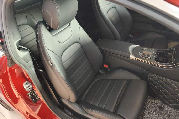 Used Mercedes-Benz C-Class 2020 C 260 Coupe Right Front Seat