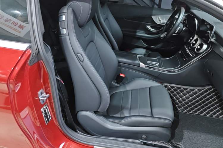 Used Mercedes-Benz C-Class 2020 C 260 Coupe Right Front Seat
