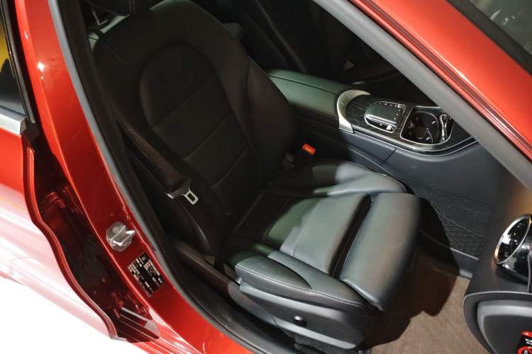 Used Mercedes-Benz C-Class 2020 C 260 L Sport Edition Right Front Seat