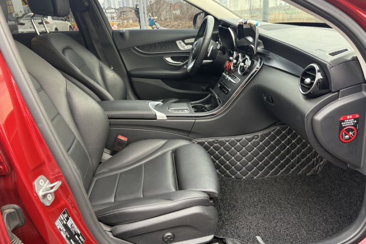 Used Mercedes-Benz C-Class 2020 C 260 L Sport Edition Right Front Seat