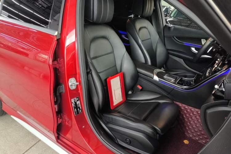 Used Mercedes-Benz C-Class 2020 Restyled C 260 L Sport Edition Right Front Seat
