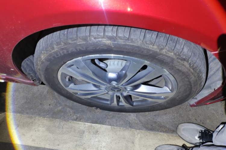 Used Mercedes-Benz C-Class 2020 C 200 L Fashion Edition Sport Version Right Front Wheel Hub