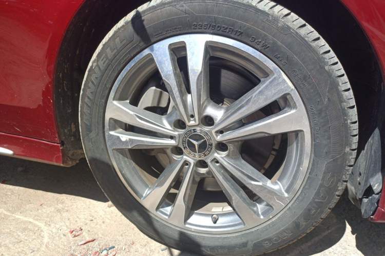 Used Mercedes-Benz C-Class 2020 C 200 L Fashion Edition Sport Version Right Front Wheel Hub