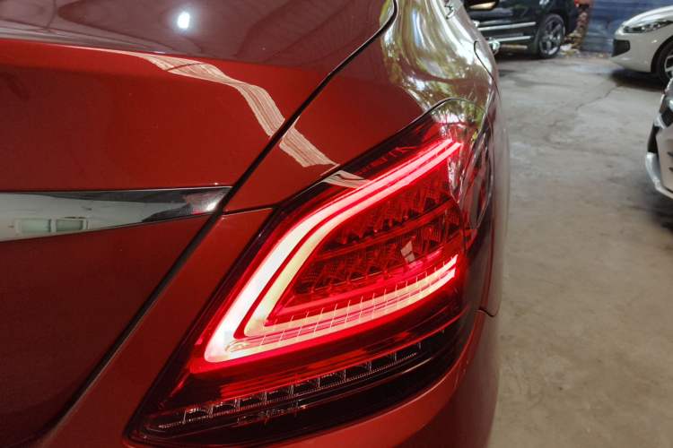 Used Mercedes-Benz C-Class 2020 Restyled C 200 L Fashion Edition Sport Version Right Rear Taillight