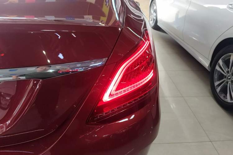 Used Mercedes-Benz C-Class 2020 Restyled C 200 L Fashion Edition Sport Version Right Rear Taillight