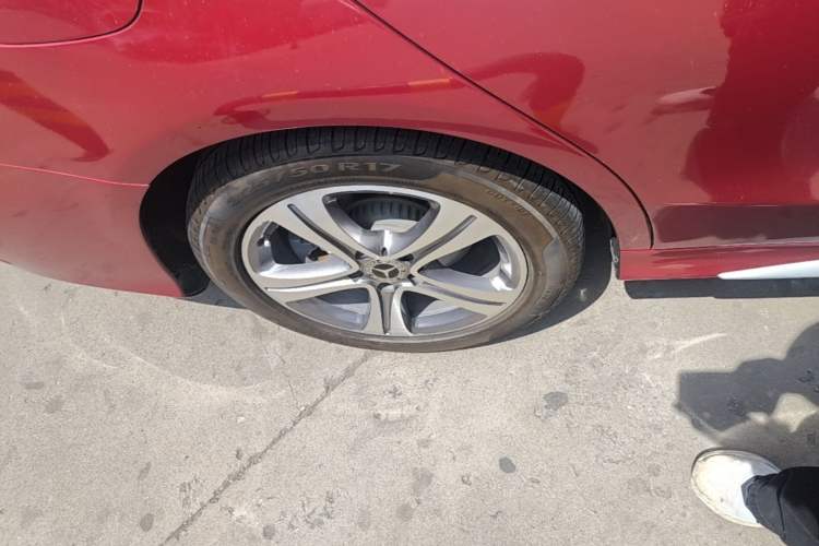 Used Mercedes-Benz C-Class 2020 C 260 L Sport Edition Right Rear Wheel Hub