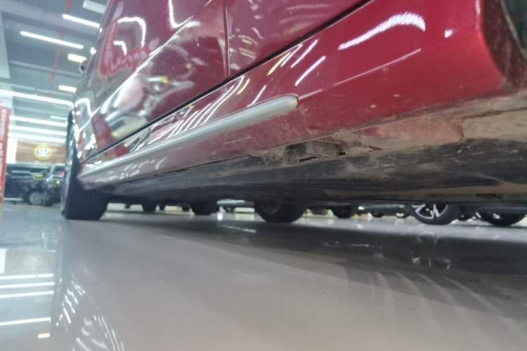 Used Mercedes-Benz C-Class 2020 C 200 L Fashion Edition Sport Version Right Side Sill