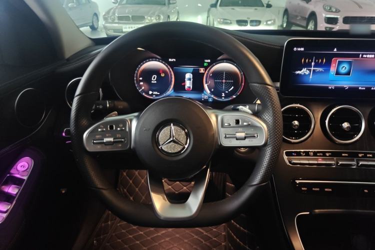 Used Mercedes-Benz C-Class 2020 Updated C 200 L Fashion Edition Steering Wheel