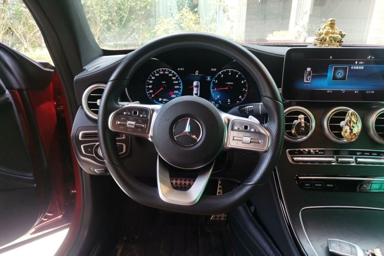 Used Mercedes-Benz C-Class 2020 C 200 Coupe Steering Wheel