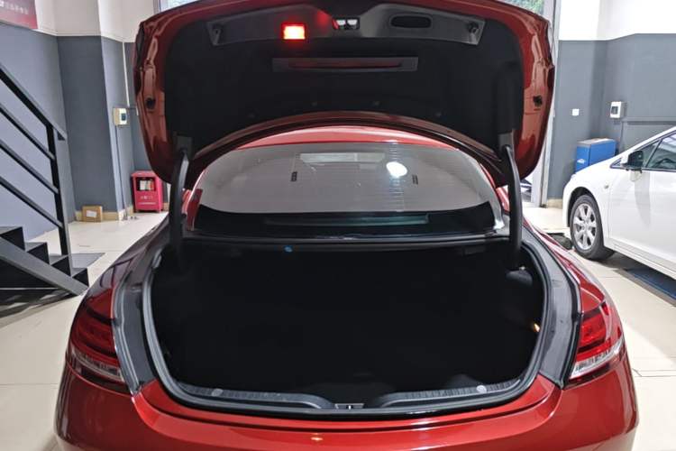 Used Mercedes-Benz C-Class 2020 C 260 Coupe Trunk
