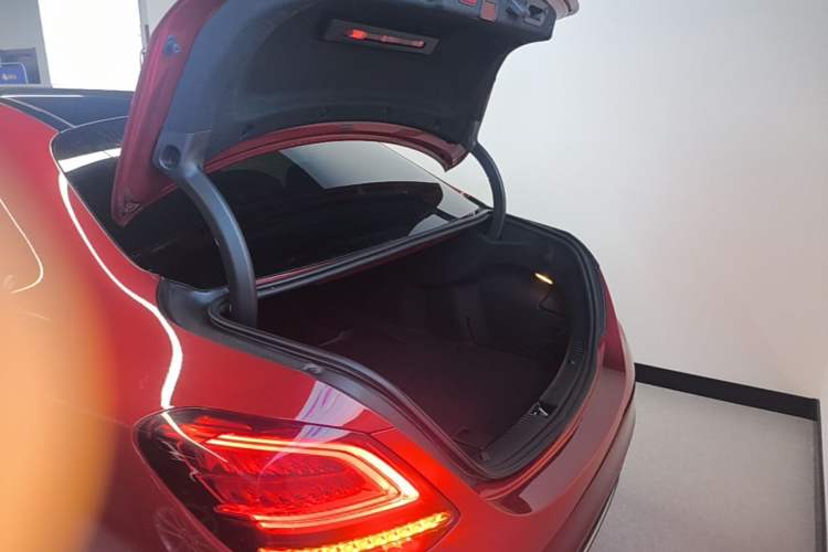 Used Mercedes-Benz C-Class 2020 Restyled C 260 L Sport Edition Trunk
