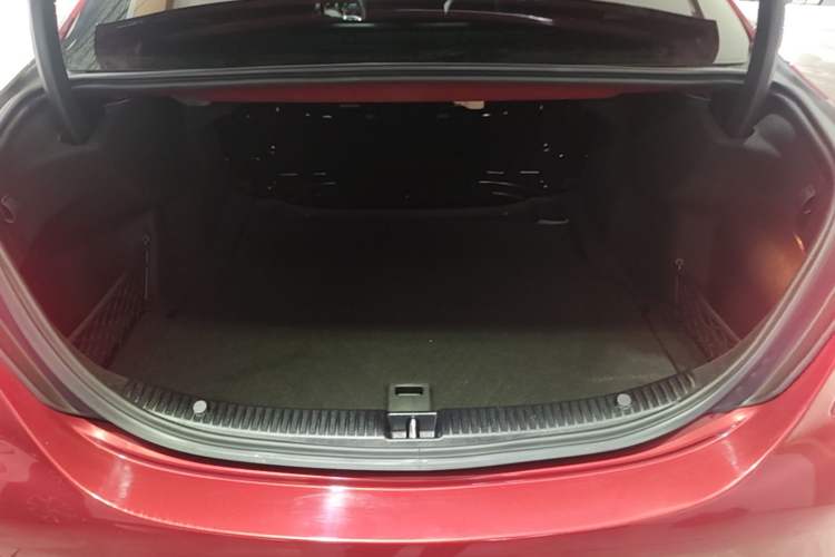 Used Mercedes-Benz C-Class 2020 Restyled C 260 L Sport Edition Trunk