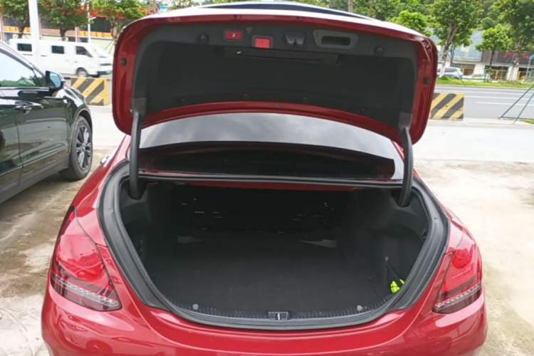Used Mercedes-Benz C-Class 2020 Restyled C 260 L Sport Edition Trunk