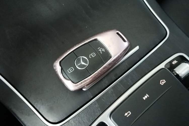 Used Mercedes-Benz C-Class 2020 Restyled C 200 L Fashion Edition Sport Version Vehicle Key