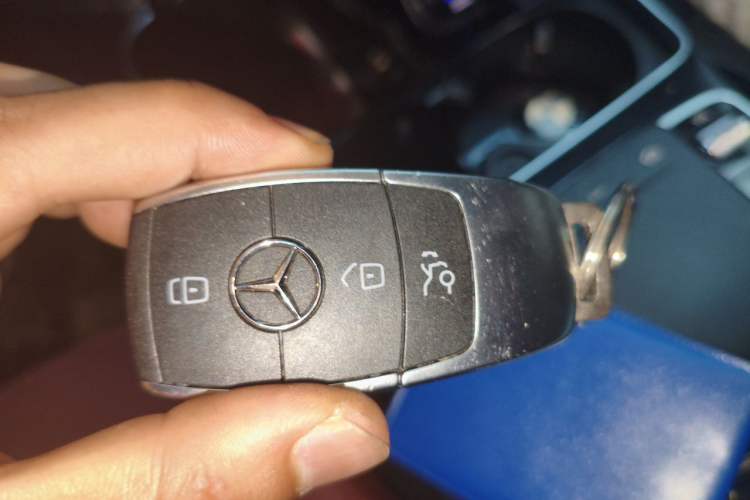 Used Mercedes-Benz C-Class 2020 Restyled C 260 Sport Edition Vehicle Key