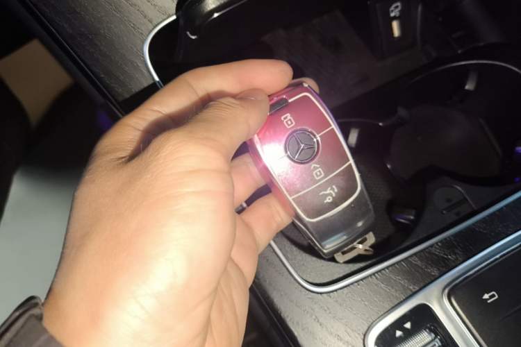 Used Mercedes-Benz C-Class 2020 Restyled C 260 L Sport Edition Vehicle Key