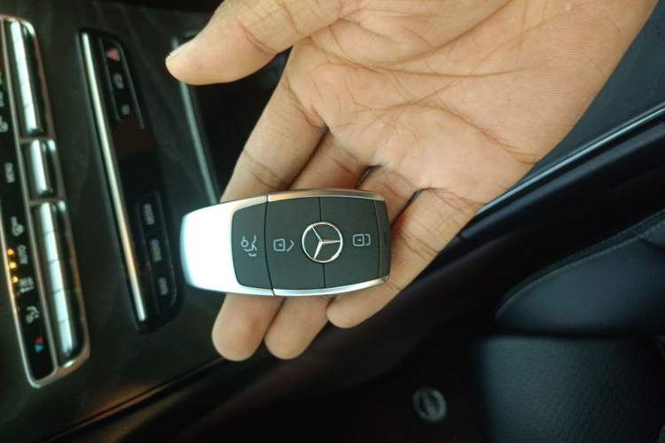 Used Mercedes-Benz C-Class 2020 C 200 L Fashion Edition Sport Version Vehicle Key