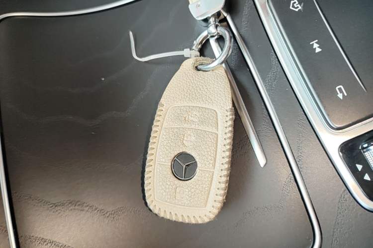 Used Mercedes-Benz C-Class 2020 C 260 L Sport Edition Vehicle Key