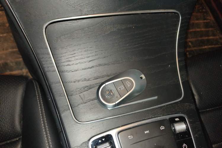 Used Mercedes-Benz C-Class 2020 C 260 Coupe Vehicle Key