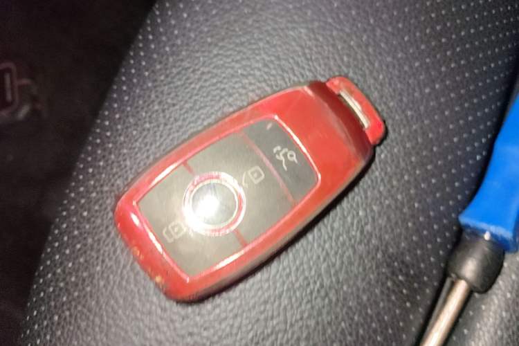 Used Mercedes-Benz C-Class 2020 Restyled C 200 L Fashion Edition Sport Version Vehicle Key