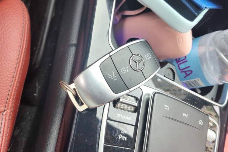 Used Mercedes-Benz C-Class 2020 Restyled C 260 Sport Edition Vehicle Key