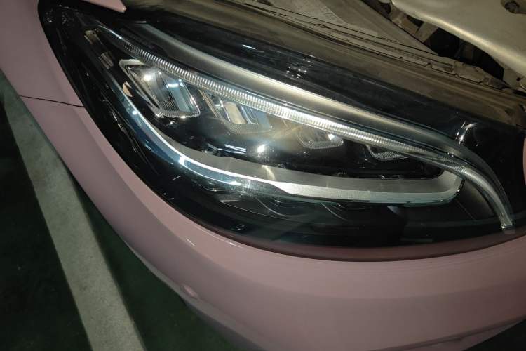 Used Mercedes-Benz C-Class 2020 Restyled C 260 Sport Edition Right Front Headlight